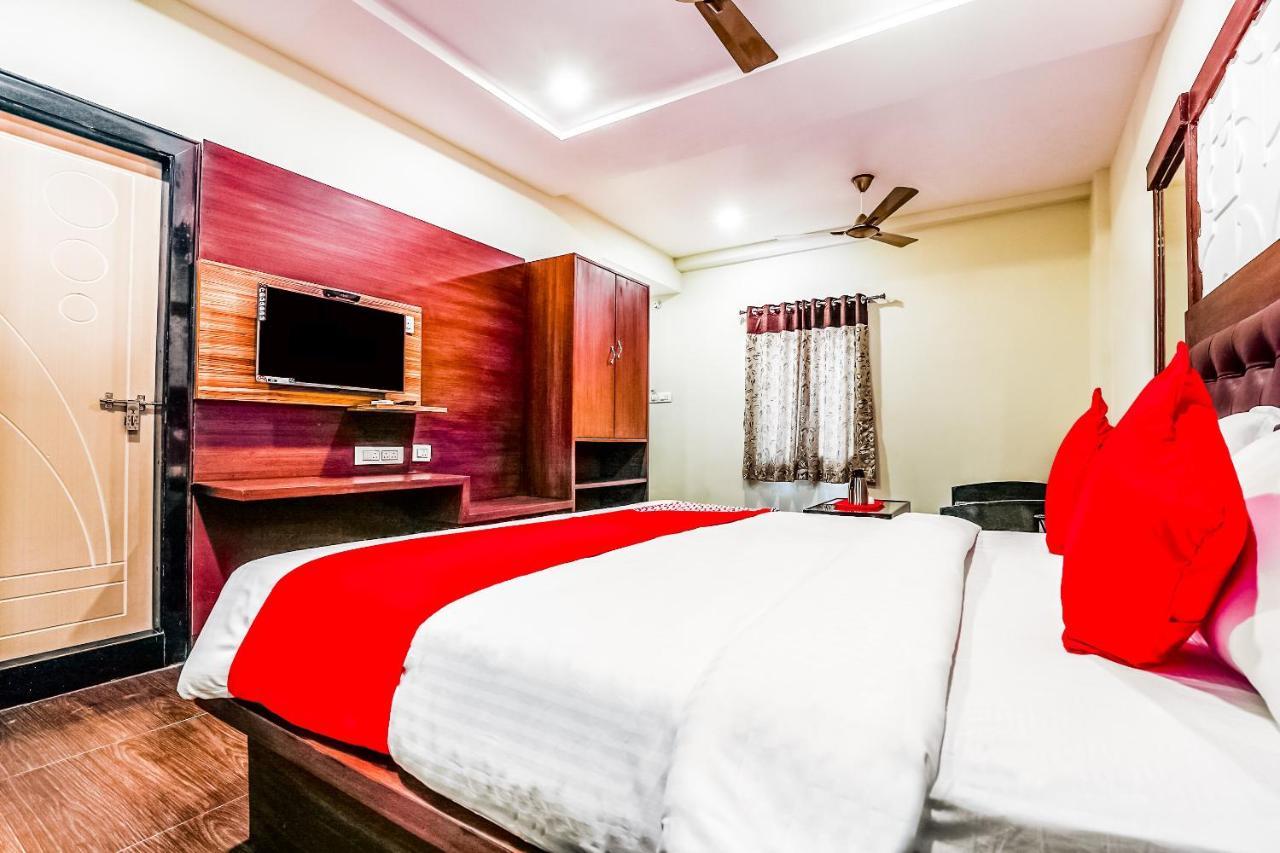 Vijayawāda Oyo 16155 Hotel Dcm Grand מראה חיצוני תמונה