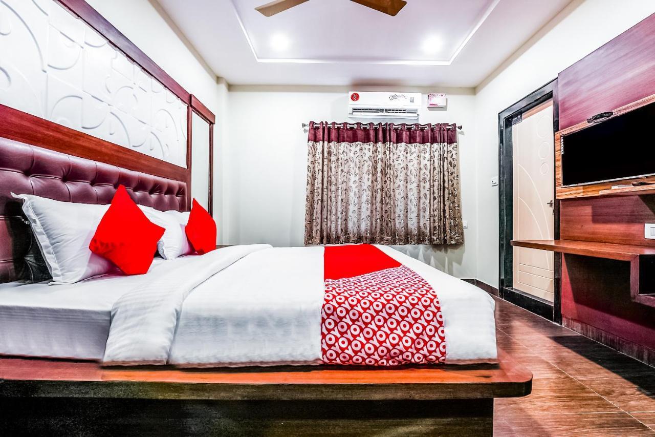 Vijayawāda Oyo 16155 Hotel Dcm Grand מראה חיצוני תמונה